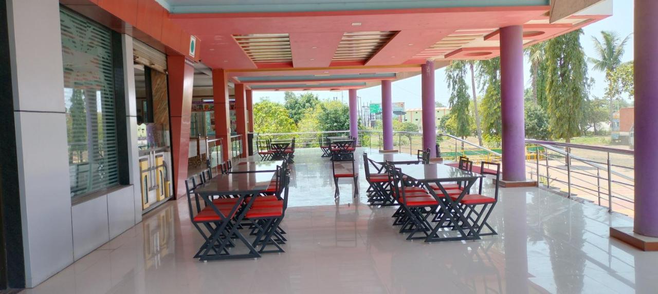 Hotel View Point Ajanta Kültér fotó